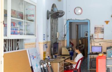 Tuyển Nhân Viên Kinh Doanh – Báo Giá Bảng Hiệu
