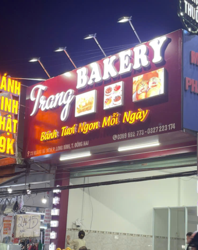 thi-cong-bang-hieu-alu-chu-noi-den-led