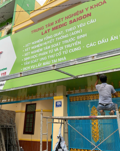 THI CÔNG BẢNG HIỆU BỆNH VIỆN