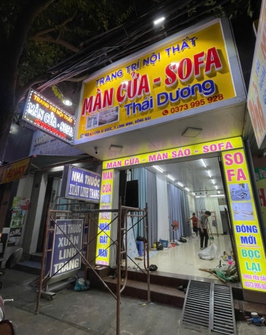 THI CÔNG BẢNG HIỆU MÀN CỬA SOFA