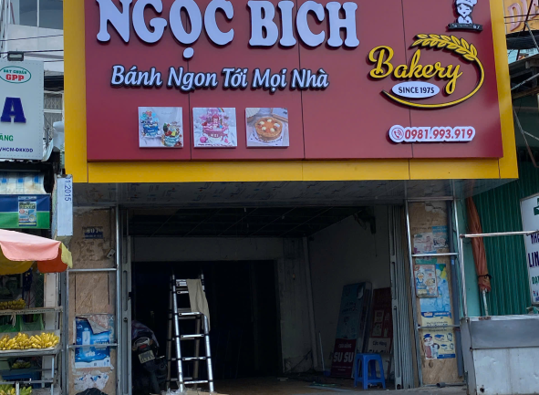 Khi nào cần thay Bảng Hiệu Quảng Cáo ? Liên hệ trực tiếp quảng cáo Phương Linh 